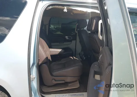 2011 Cadillac Escalade Esv Platinum Edition z USA, uszkodzony, nr VIN 1GYS4KEF0BR391553